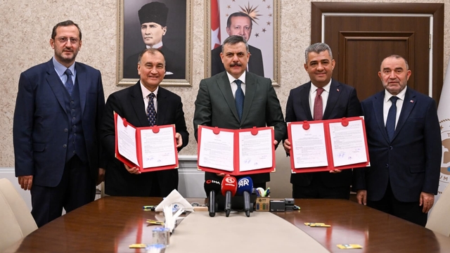 Yıldız Holding'den Gastronomi Liseleri Projesi'ne destek