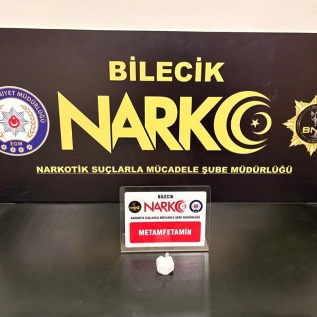 Bilecik'te narkotik operasyonunda metamfetamin ele geçirildi