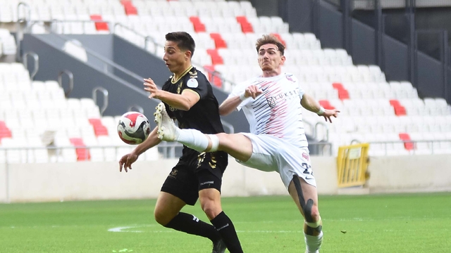 Altay sahasında Bornova'yı ağırlıyor