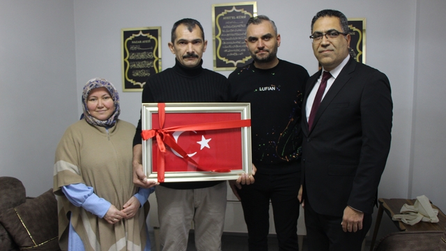 Hayatlar kurtarıp yeni evini depremzede aileye açan maden işçisi: "Felaket olsa yine yardıma koşarım"