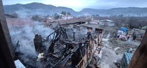 Amasya'da ahır yangında kül oldu: 1 hayvan telef oldu