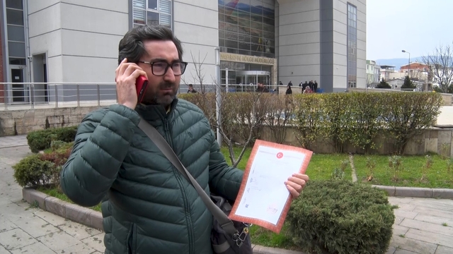 Böyle dürüstlük görülmedi, para ödemeden ev sahibi oldu...Gerçek çok geçmeden anlaşıldı
Ev alışverişinde internetteki sistem hatası yüzüne güldü, bedavaya ev sahibi oldu
Dürüst alıcı, ödediği para kendisine iade olmasına rağmen satıcıyı tekrar bulup parayı yeniden ödedi