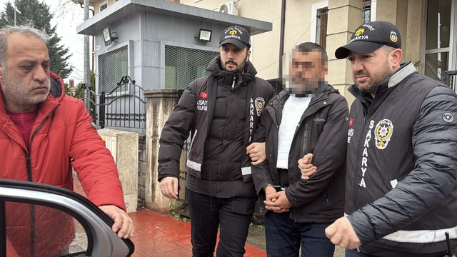 Eşini ve MHP ilçe başkanını öldüren emekli polis adliyeye sevk edildi
