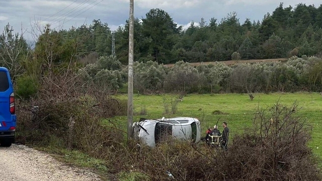 Kontrolden çıkan araç şarampole uçtu; 1 yaralı