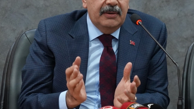 Bakan Tekin: "Türkiye'deki muhalefetin yaklaşımı sadece yalanlar, iftiralar üzerine ve insanların moral motivasyonunu kırmak üzerinedir"