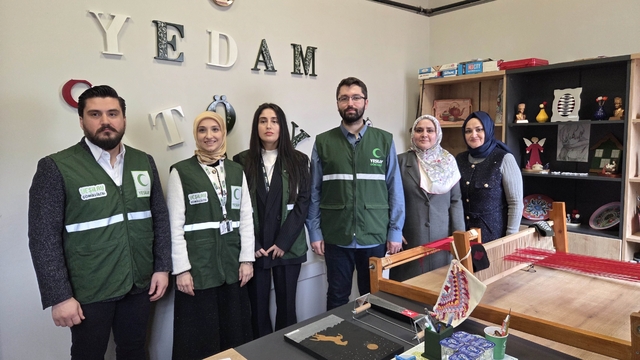 Yeşilay, 'sağlıklı toplum' amacıyla bağımlılıklarla mücadele ediyor