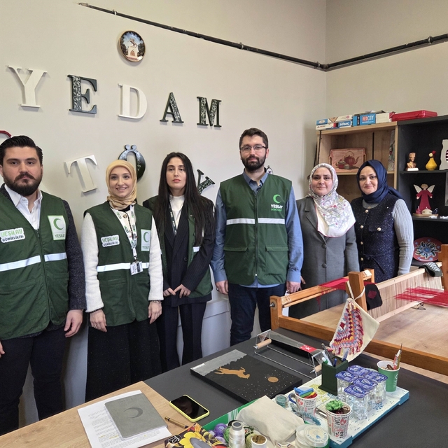 Yeşilay, 'sağlıklı toplum' amacıyla bağımlılıklarla mücadele ediyor