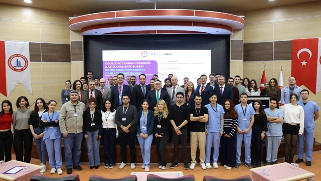 BEUN'da ürolojide güncel cerrahi yaklaşımlar ele alındı