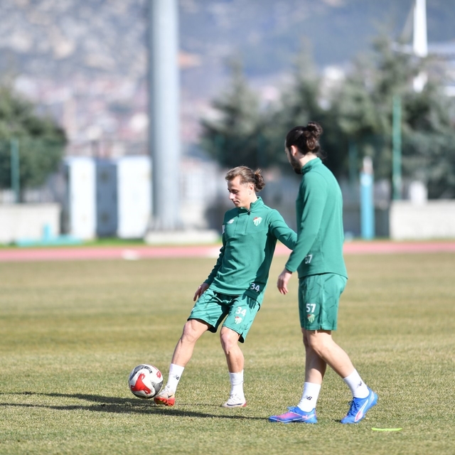 Bursaspor, Isparta 32 spor maçı hazırlıklarını tamamladı