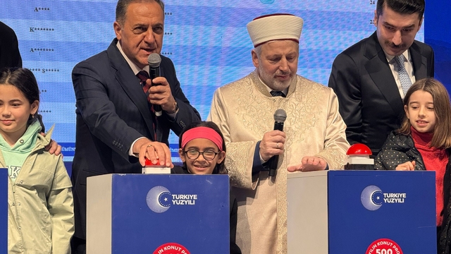 Yalova'da bin 805 TOKİ konutunun kura çekimi yapıldı