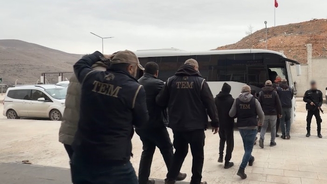 Kırşehir'de DEAŞ operasyonu: 12 tutuklama