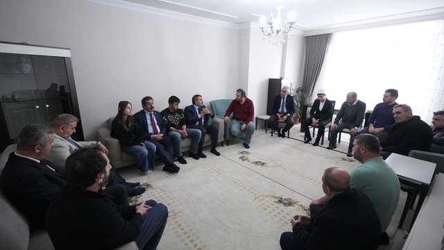 Bakan Tekin'den taziye ziyareti