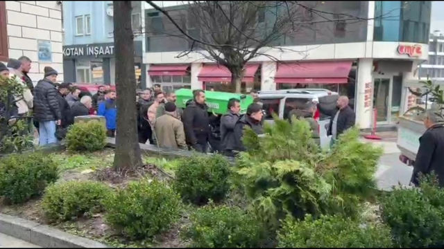 Eşini ve ilişkisi olduğunu iddia ettiği emlakçıyı öldüren emekli polis adliyede (2)