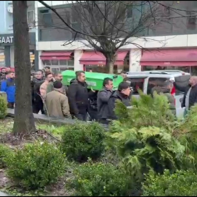 Eşini ve ilişkisi olduğunu iddia ettiği emlakçıyı öldüren emekli polis adli...