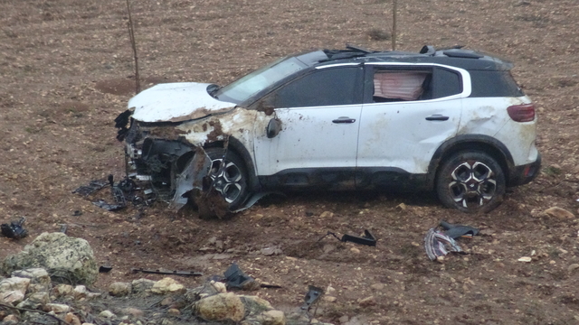 Gercüş'te otomobil şarampole yuvarlandı: 3'ü çocuk 5 yaralı