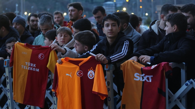 Galatasaray'a, Rize'de coşkulu karşılama