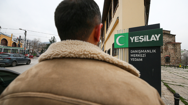 Ömrünün yarısını karartan kumar bağımlılığından Yeşilay sayesinde kurtuldu