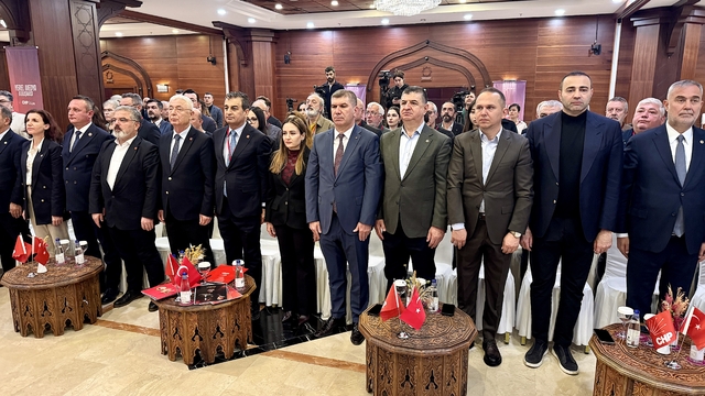 Antalya'da "Batı Akdeniz Yerel Medya Buluşması" etkinliği gerçekleştirildi