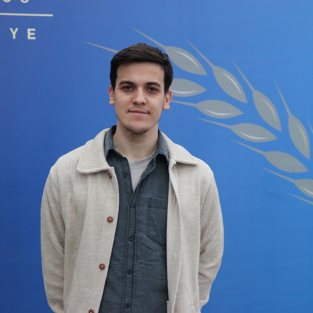 Eczacılık öğrencisi kimyasal gübre kullanımını azaltmak için "çevreci gübre...