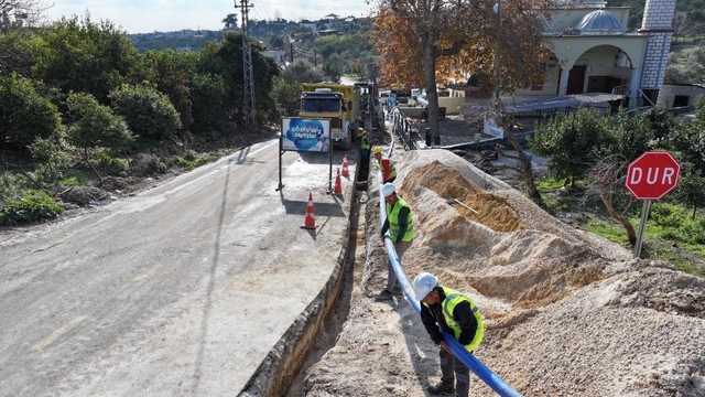 Erdemli'de su altyapısı yenilendi, mahalle kesintisiz suya kavuştu