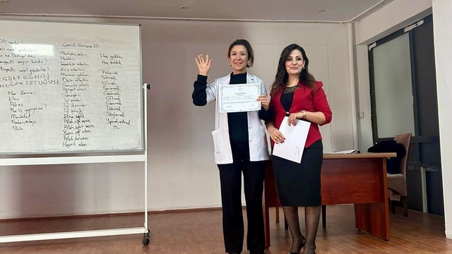 Dağkapı Devlet Hastanesinde işaret dili eğitimi