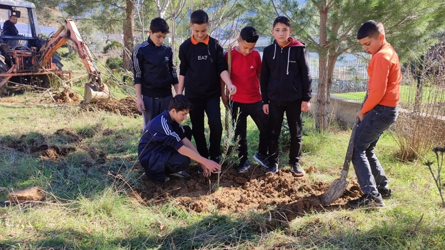 Antalya'da öğrencilerden geleceğe nefes