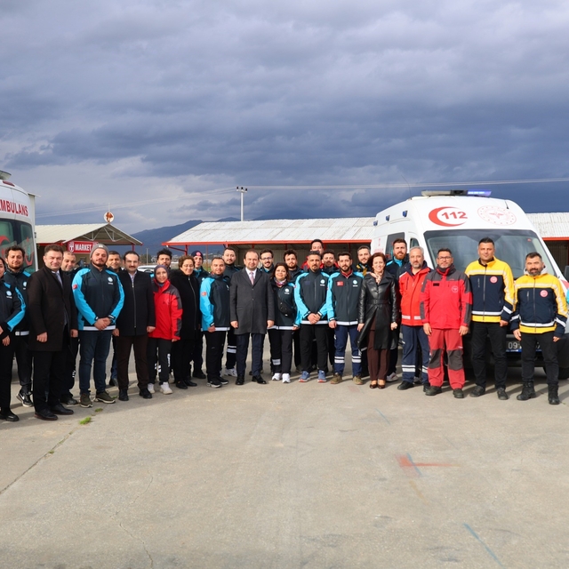 Aydın'da UMKE personeline ambulans sürüş güvenliği eğitimi