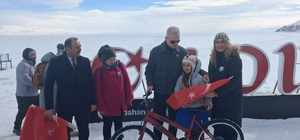 Askıda Bisiklet Derneği Çıldırlı çocukları sevindirdi