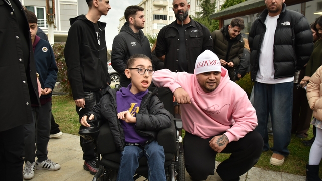 Lvbel C5, Atakum'da özel bireyler ile buluştu