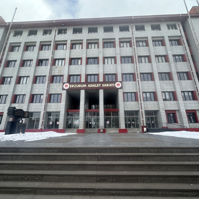 GÜNCELLEME 2 - Eskişehir'in Mihalgazi Belediye Başkanı Güneş'e sosyal medya...