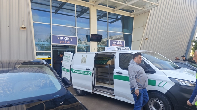 Mardin'de kazada ölen 2 kadının cenazesi, İstanbul'a gönderildi