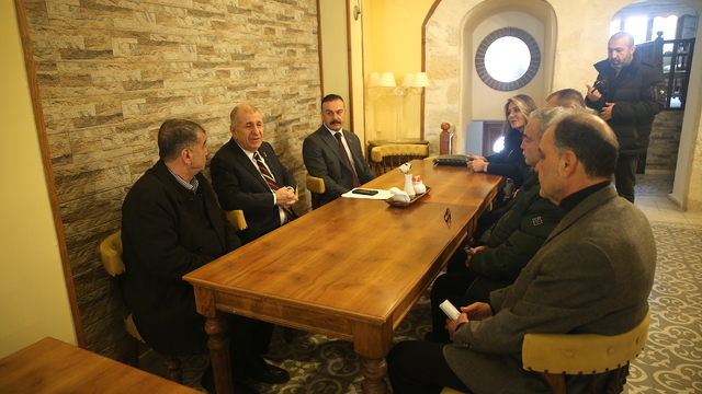 Zafer Partisi Genel Başkanı Ümit Özdağ Hatay'da temaslarda bulundu
