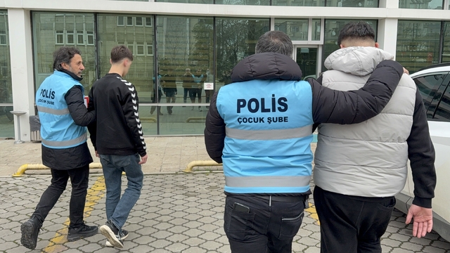 Trabzonspor otobüsünü taşlayan 5 kişiye adli kontrol