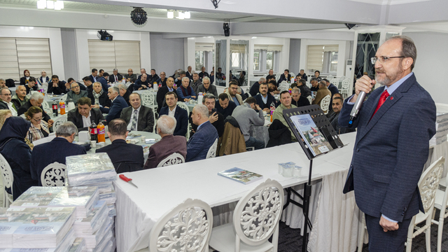 "Bir Alperen Turasan Bey ve Kahramankazan'ın Tarihi Şahsiyetleri" kitabının tanıtımı yapıldı