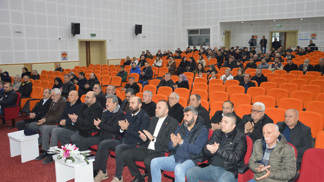 Havza Bakkal Bayii ve Manavlar Esnaf Odasında Yılmaz yeniden başkan seçildi