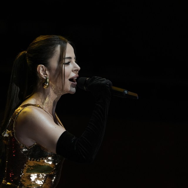 Şarkıcı Simge Sağın, CSO Ada Ankara'da sahne aldı