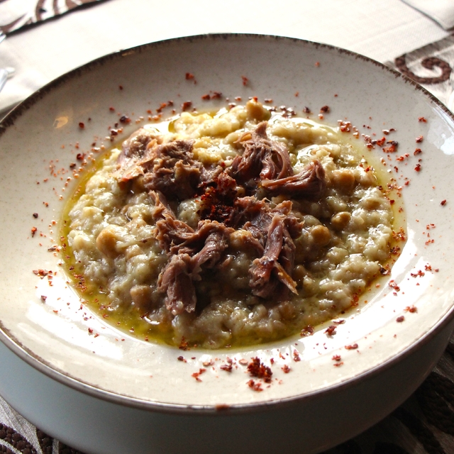 Amasya'nın tescilli lezzeti 'taş fırın keşkeği': Pişmesi 12 saat sürüyor