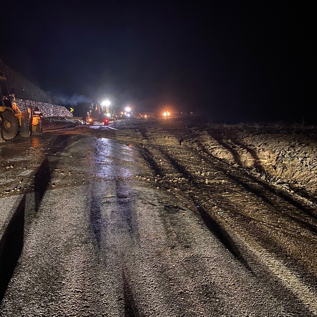 Bolu'da heyelan nedeniyle kapanan yol tekrardan ulaşıma açıldı