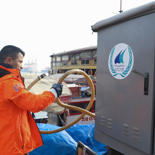 Mersin'de deniz kirliliğine geçit yok: 25 bin metreküp tekne atığı bertaraf...
