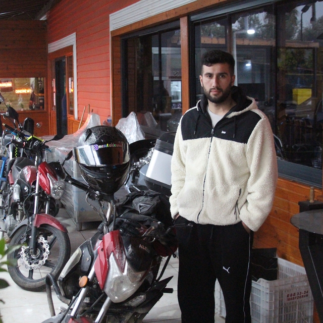 Kaskı ölümden kurtardı: Tırın altında kalan sürücü yaşananları anlattı