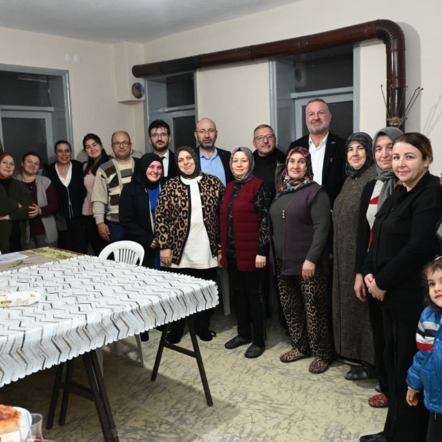 Karacabey Belediyesi'nden kadınlara eğitim ve üretim desteği