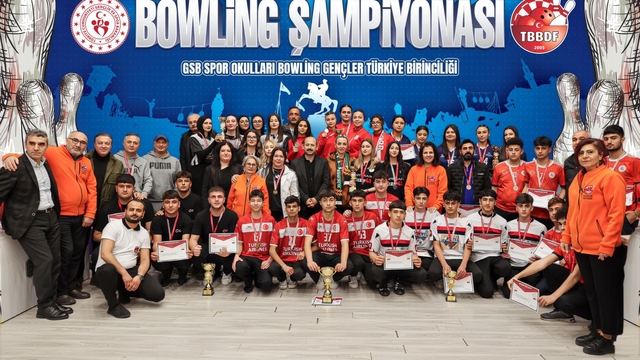 Köy çocuklarından üst üste 3'üncü Türkiye şampiyonluğu