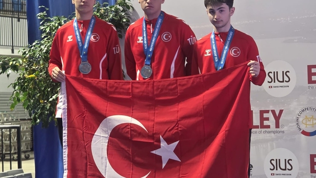 Trabzonspor sporcusu Eren Kalfa'dan Avrupa Şampiyonası'nda altın madalya