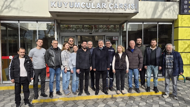 Vali Yılmaz, kapı kapı dolaşıp esnafı ziyaret etti