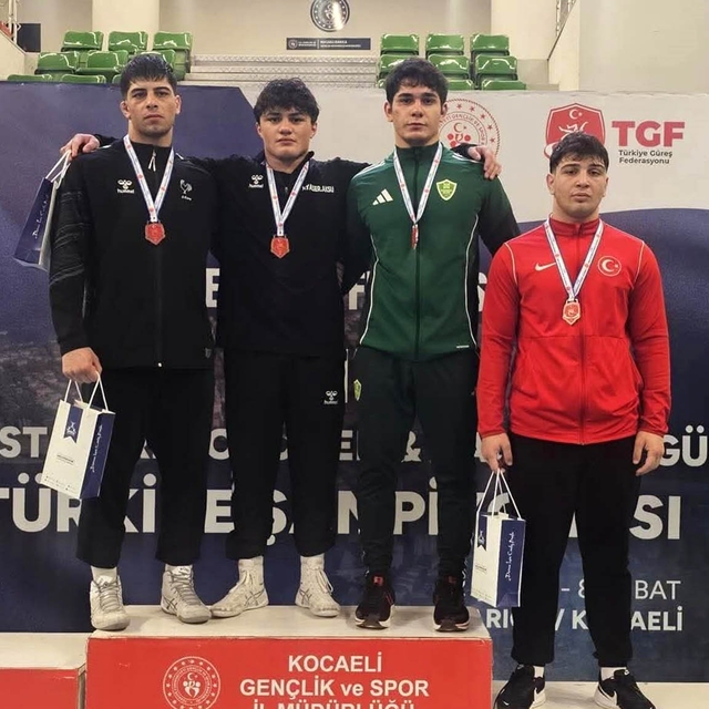 Grekoromende Denizlili genç Türkiye şampiyonu oldu