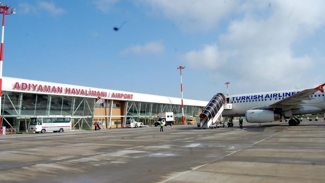 Adıyaman'da sis nedeniyle uçak seferi iptal edildi