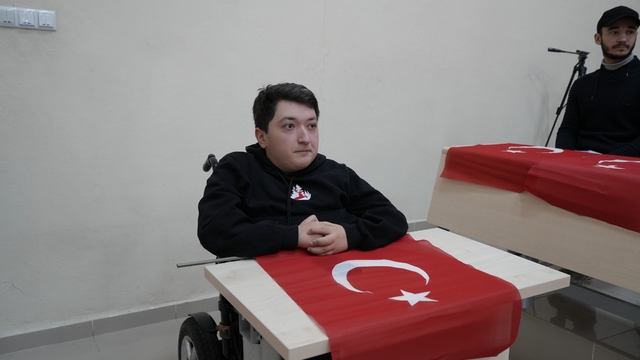 Gümüşhane Üniversitesi'nde ilk ders Türk Bayrağı'na ayrıldı