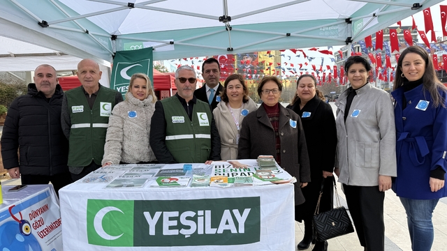 Aydın'da Yeşilay sigara bağımlılığı konusunda bilgilendirme yaptı