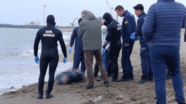 Sakarya'da sahilde erkek cesedi bulundu