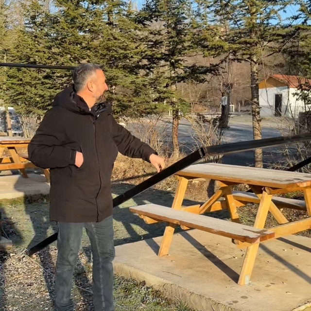 Parklardan sonra mesire alanına da zarar verdiler
Belediye Başkanı Serkan C...